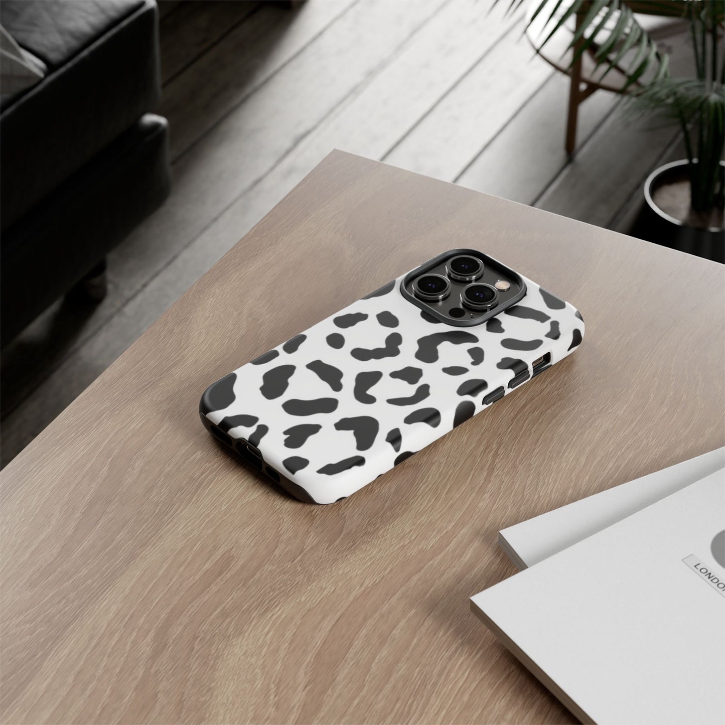 Black and White Leopard Print Tough Case